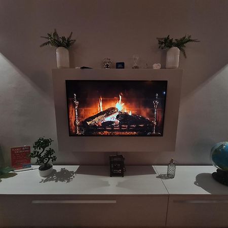 Appartamento a due passi da Villa Bellini Aeroporto di Catania Fontana Rossa Esterno foto