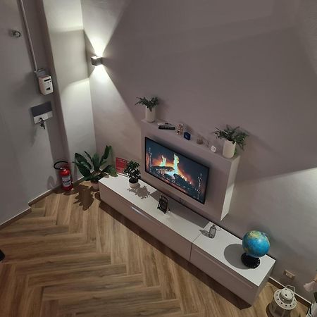 Appartamento a due passi da Villa Bellini Aeroporto di Catania Fontana Rossa Esterno foto